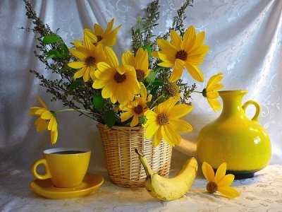 פאזל של Vibrant Yellow Still Life-Art