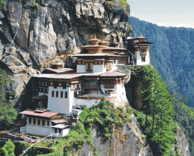 Houses on mountain escarpment