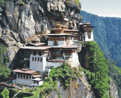 Houses on mountain escarpment