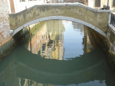 Venise reflet de pont