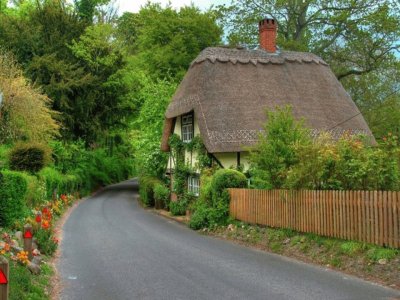 country cottage jigsaw puzzle