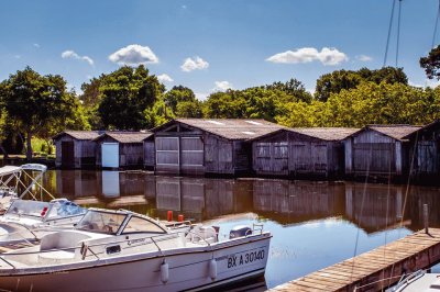 פאזל של garages Ã  bateaux Gastes Landes