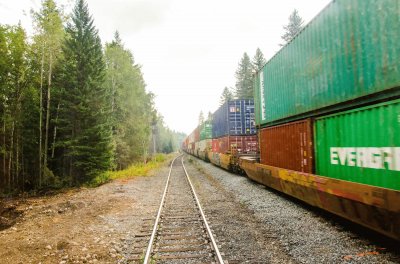 Train 5 KM long Canada