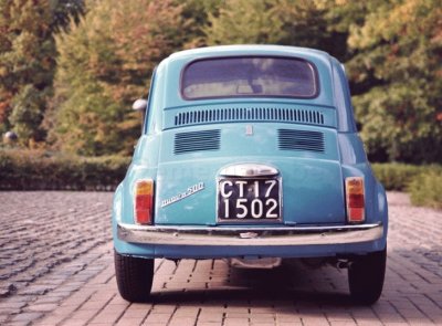 FIAT 500 azzurra
