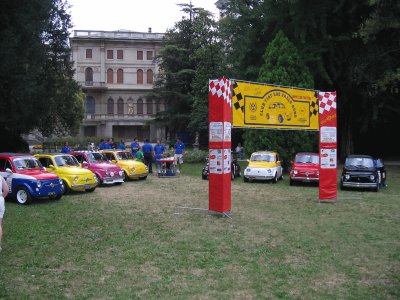 Fiat 500-Villa Pretto Cornedo Vic. (VI) jigsaw puzzle