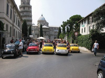 Fiat 500-Pisa jigsaw puzzle