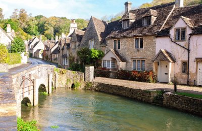 Angleterre Coastwalds dans le village