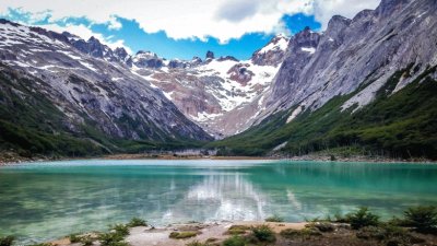 Argentine laguna esmeralda jigsaw puzzle