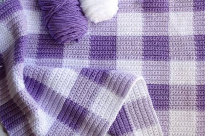 Pretty Crochet Gingham Blanket