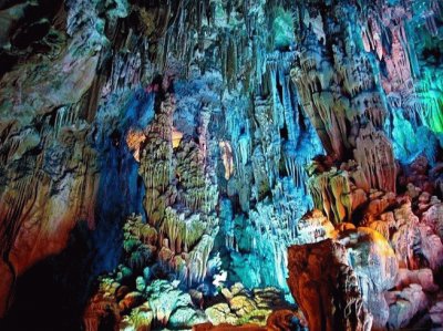 NM - Carlsbad Caverns  - stalactite formation