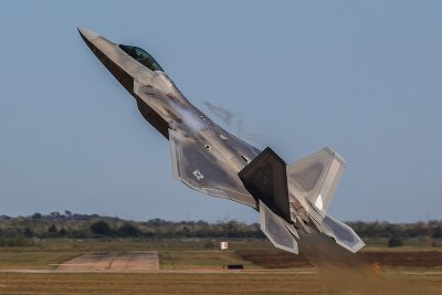 F22 Extreme Take-off jigsaw puzzle