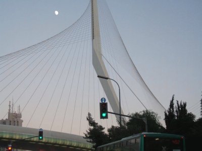 The String Bridge Jerusalem