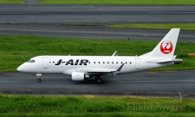 J-Air Embraer 170/175 Japon jigsaw puzzle