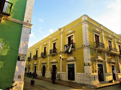 Calle cÃ©ntrica de Ciudad Campeche.