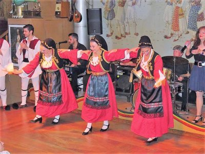 Danza tÃ­pica griega