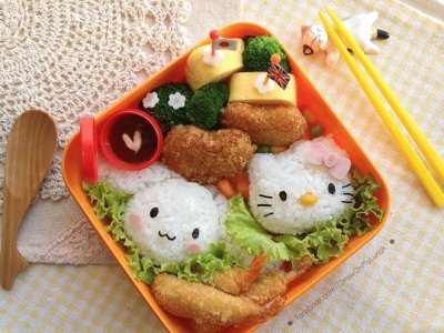 Hello Kitty Bento