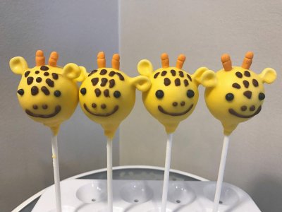 Giraffe PopCakes jigsaw puzzle