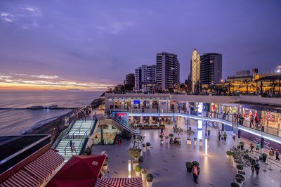 Larcomar ... Lima Peru