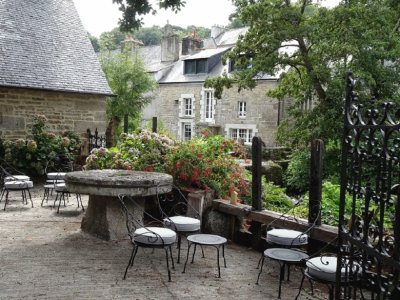 פאזל של terrasse Ã  Pont-Aven