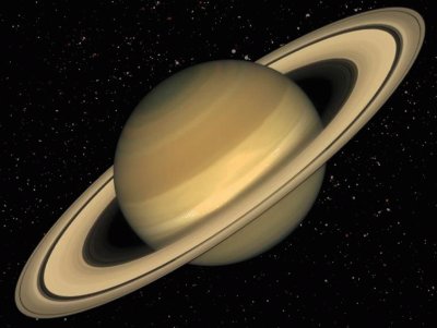 Saturno es el planeta con anillos a su alrededor