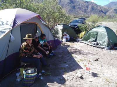 פאזל של acampando en el rio pampas