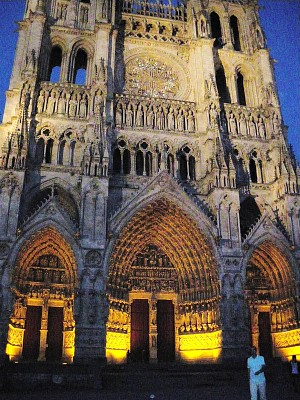 La CathÃ©drale d 'Amiens jigsaw puzzle