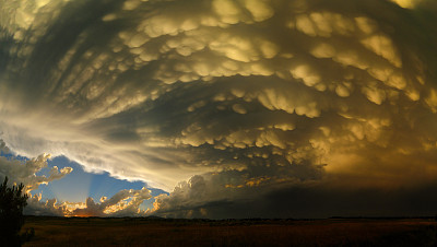 Mammatus Thunderstorm Sunset