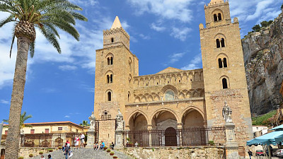 פאזל של CefalÃ¹ duomo