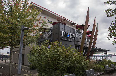 Pier 7 restaurant