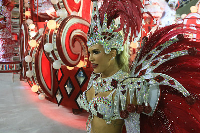 Desfile da Unidos do Viradouro 2020 jigsaw puzzle