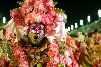 פאזל של Desfile da Unidos do Viradouro 2020