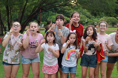 Cecilia Sofia e meninas