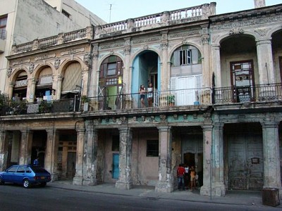 Cuba - sur le Malecon jigsaw puzzle