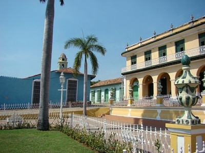 פאזל של Cuba - Trinidad - la place principale (2)