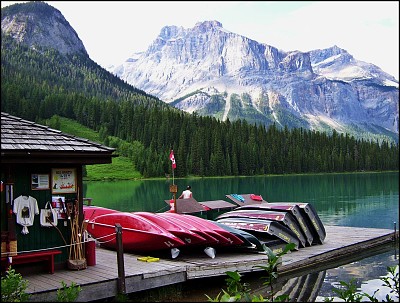 Emerald Lake, Yoho National Park, British Columbia jigsaw puzzle