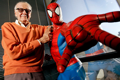 stan lee y spider man jigsaw puzzle