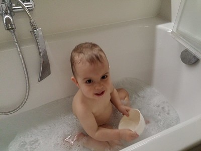 פאזל של taking a bath