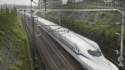 פאזל של Shinkansen bullet train