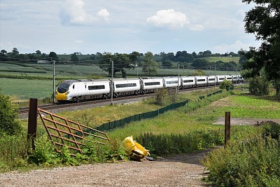 Pendalino near Rugby, England