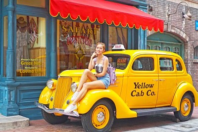 פאזל של yellow car