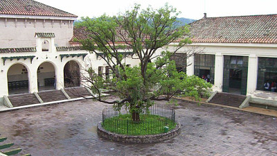 פאזל של Patio del Colegio Nacional 1 TSB