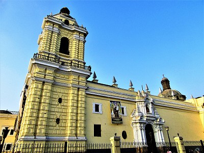 Templo en Lima, PerÃº.