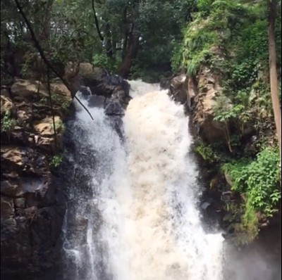 Cascada Valle de Bravo jigsaw puzzle