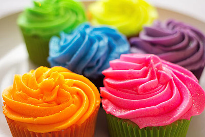 color cupcakes