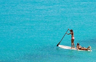 Paddle surf