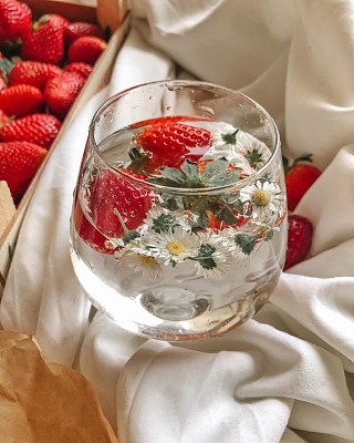 Strawberry and camomille water
