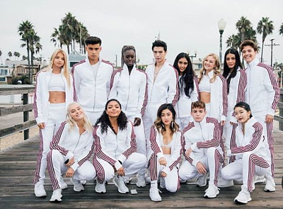 פאזל של Now United