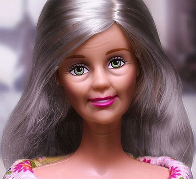 פאזל של OLD BARBIE