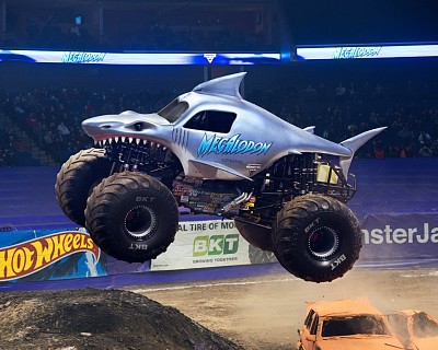 Megalodon Monster Truck