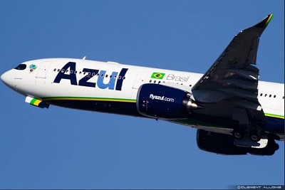 Azul